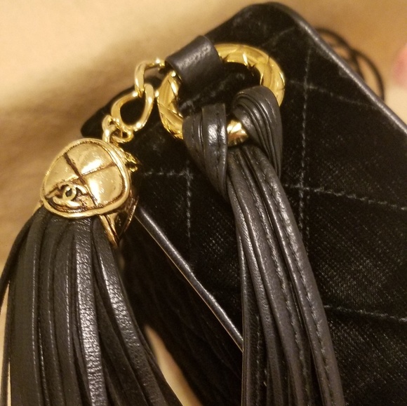 CHANEL Bags Chanel Quilted Velvet Camera Bag Poshmark